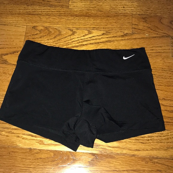Nike FIT DRY Athletic Shorts - Picture 1 of 3